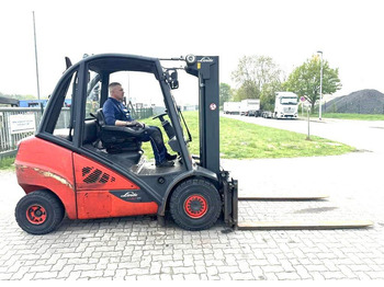 Dizel viljuškar LINDE H30