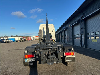 Kamion sa hidrauličnom kukom Iveco Stralis 560 8x4*4: slika 5 Kamion sa hidrauličnom kukom Iveco Stralis 560 8x4*4: slika 5