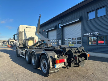 Kamion sa hidrauličnom kukom Iveco Stralis 560 8x4*4: slika 4 Kamion sa hidrauličnom kukom Iveco Stralis 560 8x4*4: slika 4