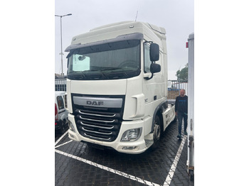 Tegljač DAF XF 106 440