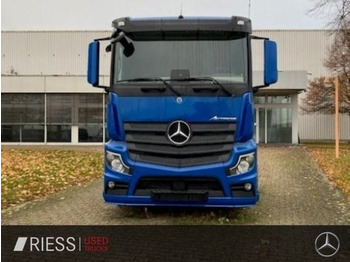 Lizing Mercedes-Benz Actros 2551 L 6x2 ACC AHK AUT DynLicht LM Navi Mercedes-Benz Actros 2551 L 6x2 ACC AHK AUT DynLicht LM Navi: slika 2 Lizing Mercedes-Benz Actros 2551 L 6x2 ACC AHK AUT DynLicht LM Navi Mercedes-Benz Actros 2551 L 6x2 ACC AHK AUT DynLicht LM Navi: slika 2