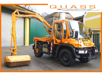 Korisno/ Posebno vozilo UNIMOG U400