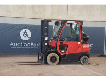 Gasni viljuškar HYSTER