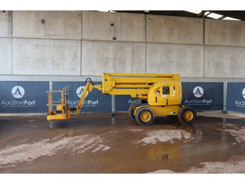 Zglobna platforma JLG