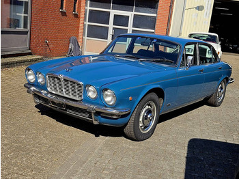 Automobil JAGUAR