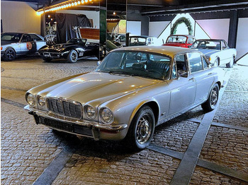 Automobil JAGUAR