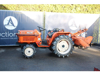 Traktor KUBOTA