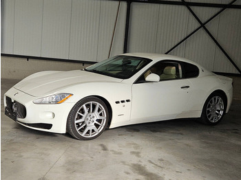 Limuzina Maserati GranTurismo (I): slika 2