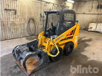 Mini utovarivač KATO