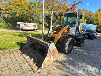 Utovarivač točkaš LIEBHERR L 509