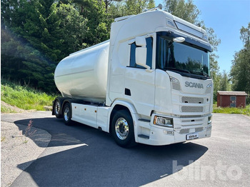 Kamion cisterna SCANIA R 500