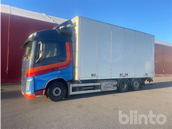 Kamion sa zatvorenim sandukom VOLVO FH 540