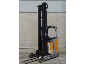 Regalni viljuškar STILL