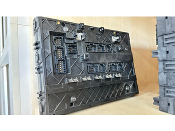 Rezervni deo MERCEDES-BENZ