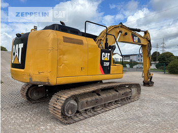Bager guseničar Cat 320FL: slika 3