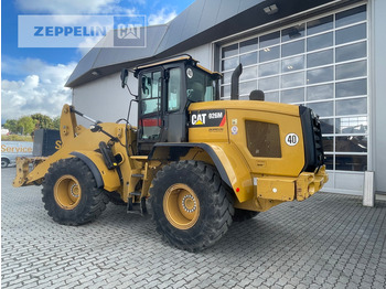 Utovarivač točkaš CATERPILLAR 926M