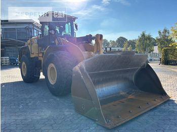Utovarivač točkaš CATERPILLAR 966