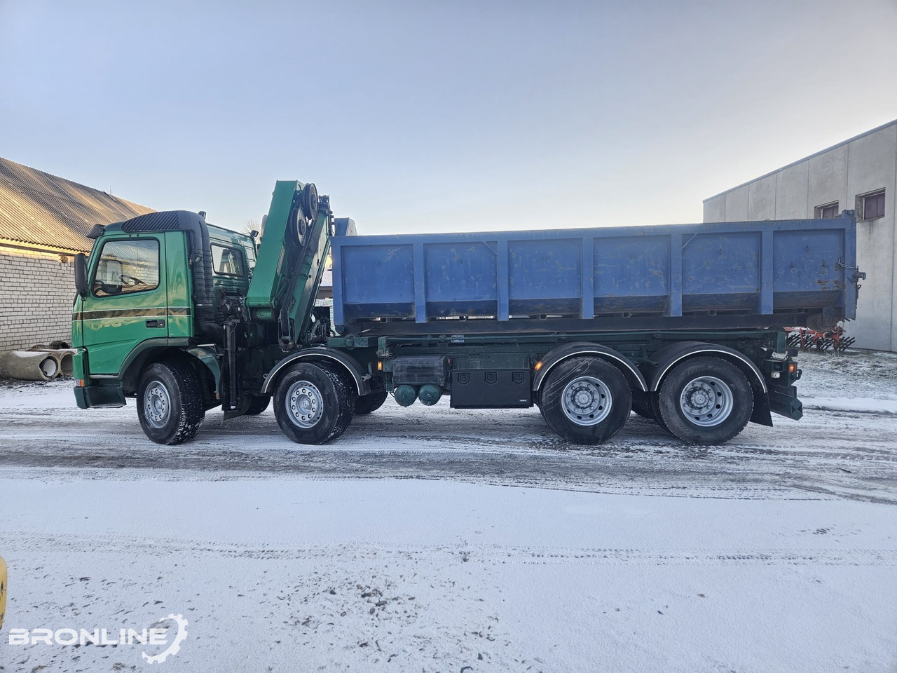 2002 Volvo FM12 8x4 Cable lift + Crane HMF - Kamion sa kablovskim sistemom, Kamion sa dizalicom: slika 4 2002 Volvo FM12 8x4 Cable lift + Crane HMF - Kamion sa kablovskim sistemom, Kamion sa dizalicom: slika 4