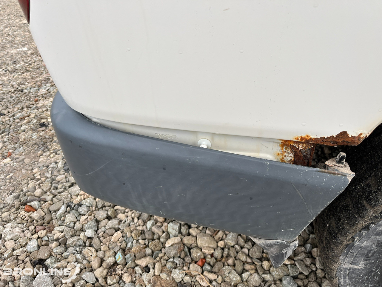 Automobil 2005 Toyota HIACE 4WD D4D 2.5d 75kW: slika 16