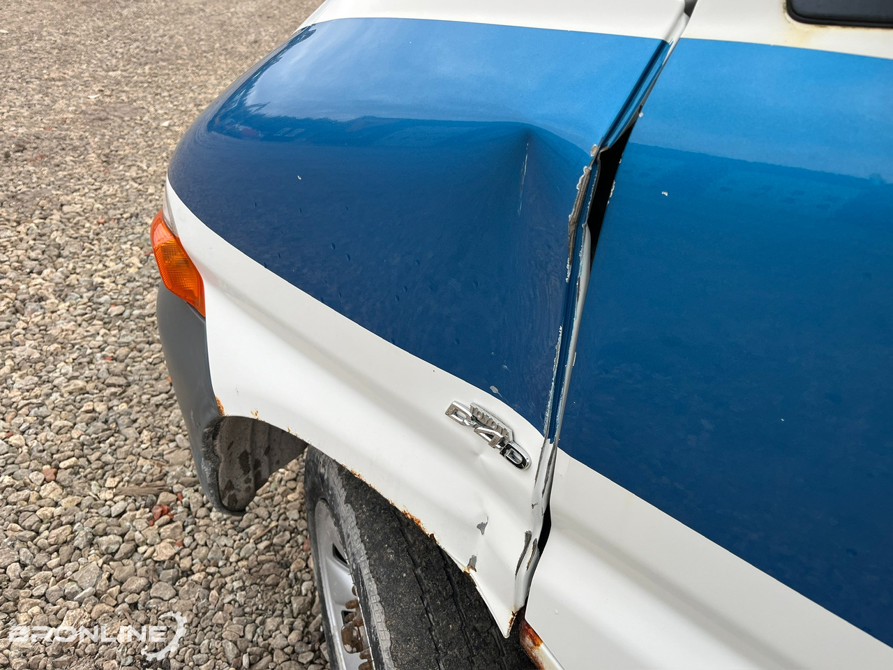 Automobil 2005 Toyota HIACE 4WD D4D 2.5d 75kW: slika 11