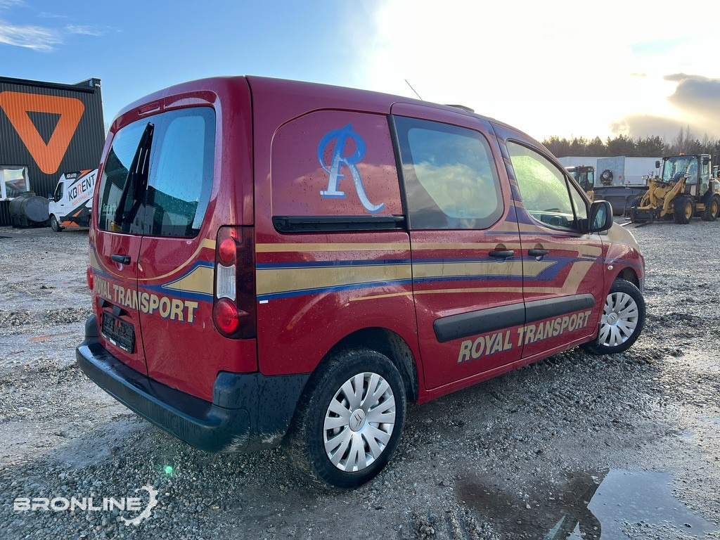 2015 Citroën Berlingo 1.6 84kw - Automobil: slika 4 2015 Citroën Berlingo 1.6 84kw - Automobil: slika 4