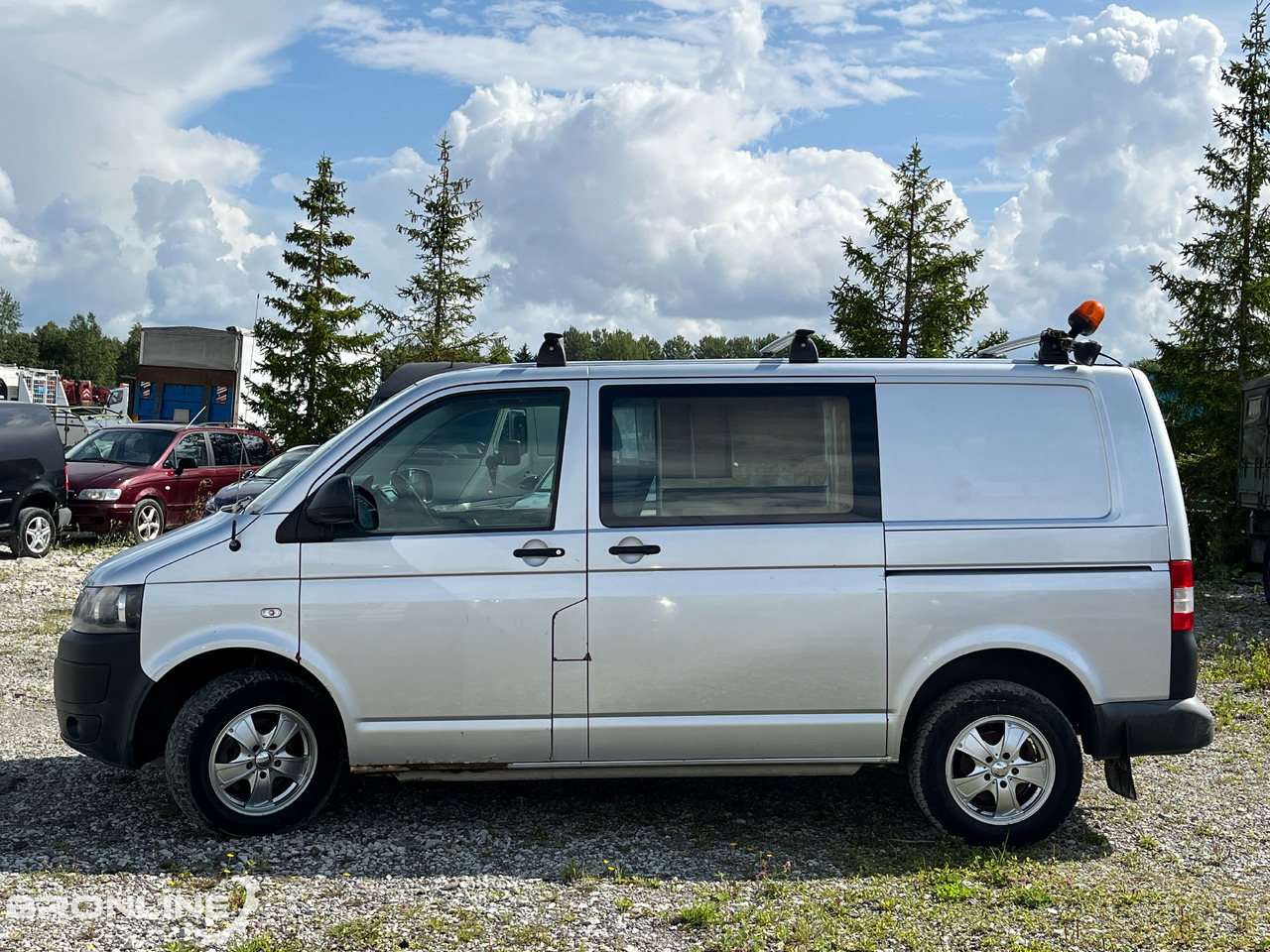 2015 Volkswagen Transporter 4X4 N1 - Dostavno vozilo sa duplom kabinom: slika 2 2015 Volkswagen Transporter 4X4 N1 - Dostavno vozilo sa duplom kabinom: slika 2