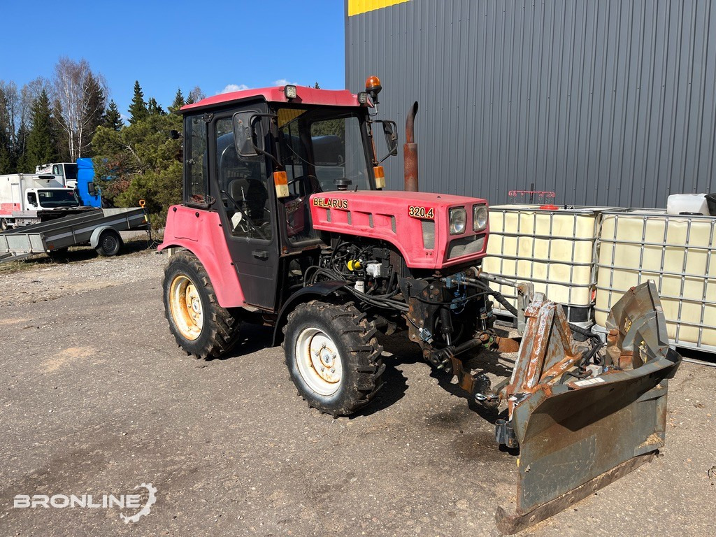 2016 Belarus 320.4 Tractor + Snow plow - Traktor: slika 2 2016 Belarus 320.4 Tractor + Snow plow - Traktor: slika 2