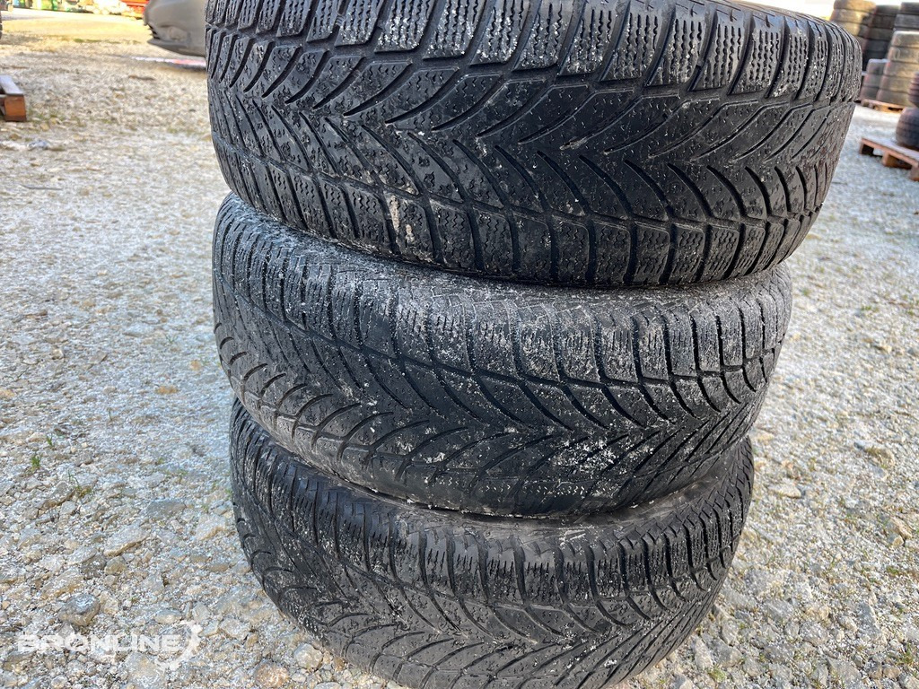 Veljekomplekt rehvidega M+S 205/55/R16 - Kompletan točak za Dostavno vozilo: slika 3 Veljekomplekt rehvidega M+S 205/55/R16 - Kompletan točak za Dostavno vozilo: slika 3