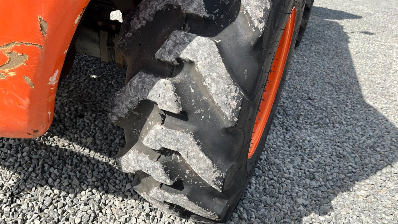 AUSA T 276 H Teleskoplader 5100 Kg - Utovarivač točkaš: slika 5 AUSA T 276 H Teleskoplader 5100 Kg - Utovarivač točkaš: slika 5