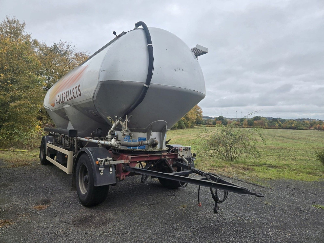 Feldbinder Heut 31.2 Silo 31m³ 3 Kammern - Silo cisterna: slika 1 Feldbinder Heut 31.2 Silo 31m³ 3 Kammern - Silo cisterna: slika 1