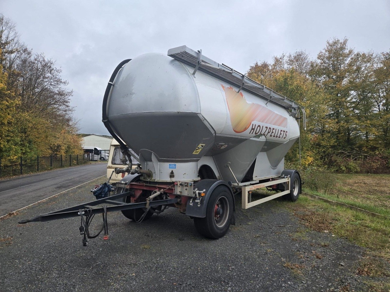 Feldbinder Heut 31.2 Silo 31m³ 3 Kammern - Silo cisterna: slika 2 Feldbinder Heut 31.2 Silo 31m³ 3 Kammern - Silo cisterna: slika 2