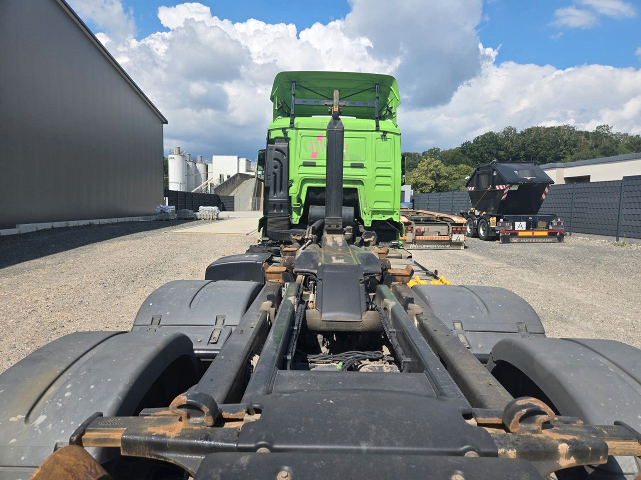 MAN TGS 2651 Abrollkipper HIAB Lift -Lenkachse - Kamion sa hidrauličnom kukom: slika 4 MAN TGS 2651 Abrollkipper HIAB Lift -Lenkachse - Kamion sa hidrauličnom kukom: slika 4
