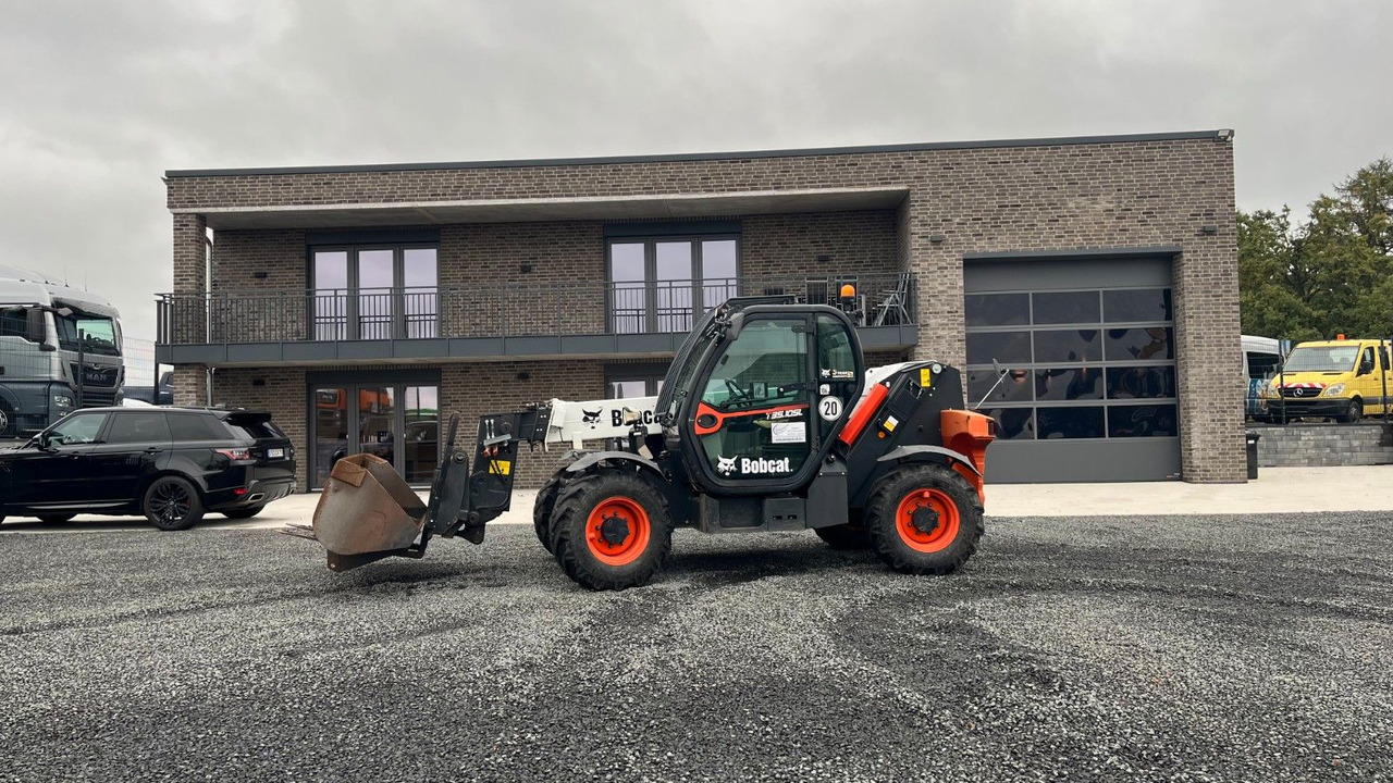 Bobcat T35.105LB Teleskoplader 7600 Kg Gabel Schaufel - Oprema za rukovanje materijalima: slika 1 Bobcat T35.105LB Teleskoplader 7600 Kg Gabel Schaufel - Oprema za rukovanje materijalima: slika 1