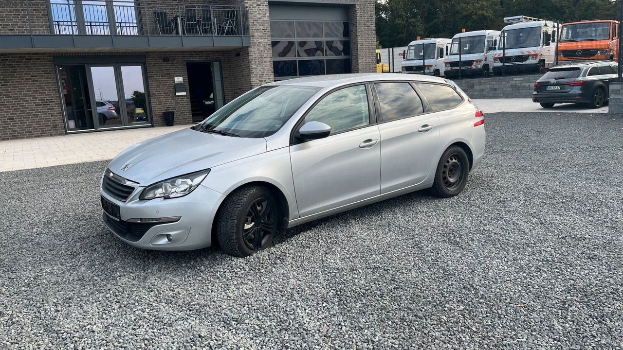 Peugeot 308 SW Active - Karavan: slika 2 Peugeot 308 SW Active - Karavan: slika 2