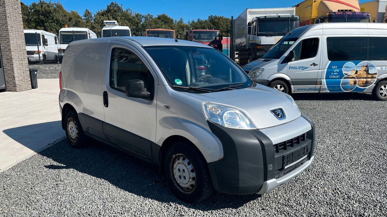 Peugeot Bipper Basis Kopfdichtungsschaden - Automobil: slika 3 Peugeot Bipper Basis Kopfdichtungsschaden - Automobil: slika 3
