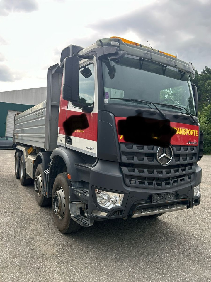 Mercedes-Benz Arocs 4145 8x4 - Istovarivač: slika 2 Mercedes-Benz Arocs 4145 8x4 - Istovarivač: slika 2