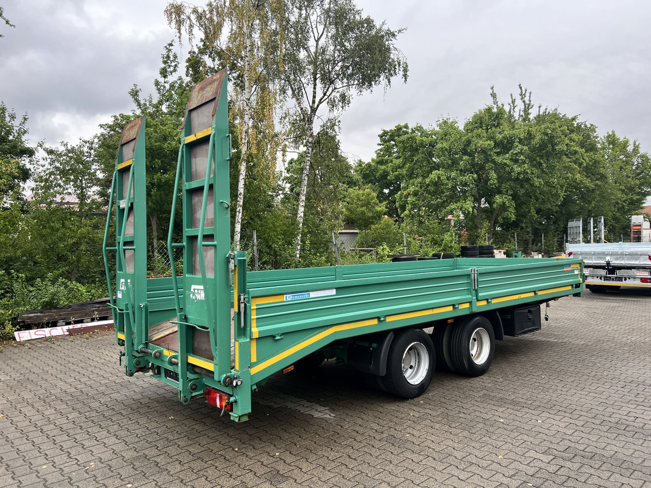 Blomenroehr 688/18000 18 t Tandemtieflader, wenig Benutzt - Niska prikolica za prevoz: slika 4 Blomenroehr 688/18000 18 t Tandemtieflader, wenig Benutzt - Niska prikolica za prevoz: slika 4