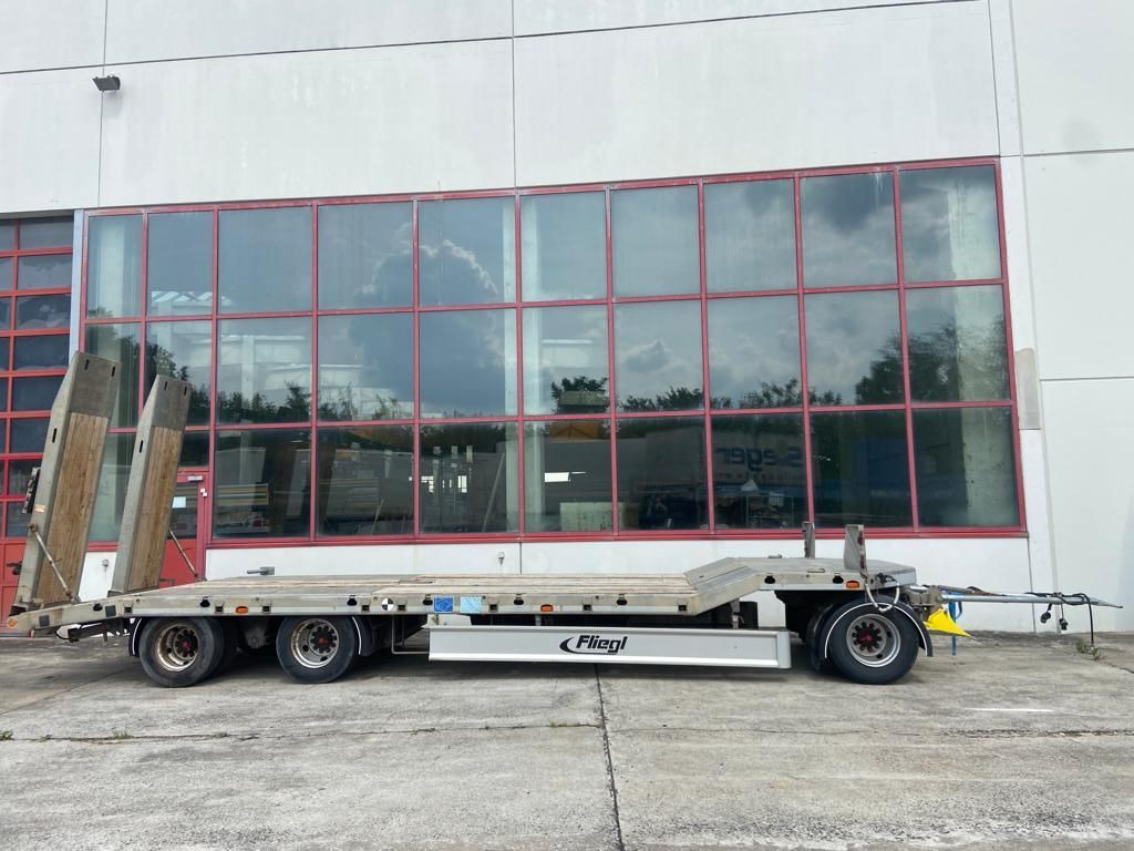 Fliegl DTS 300 3 Achs Tiefladeranhänger - Niska prikolica za prevoz: slika 3 Fliegl DTS 300 3 Achs Tiefladeranhänger - Niska prikolica za prevoz: slika 3