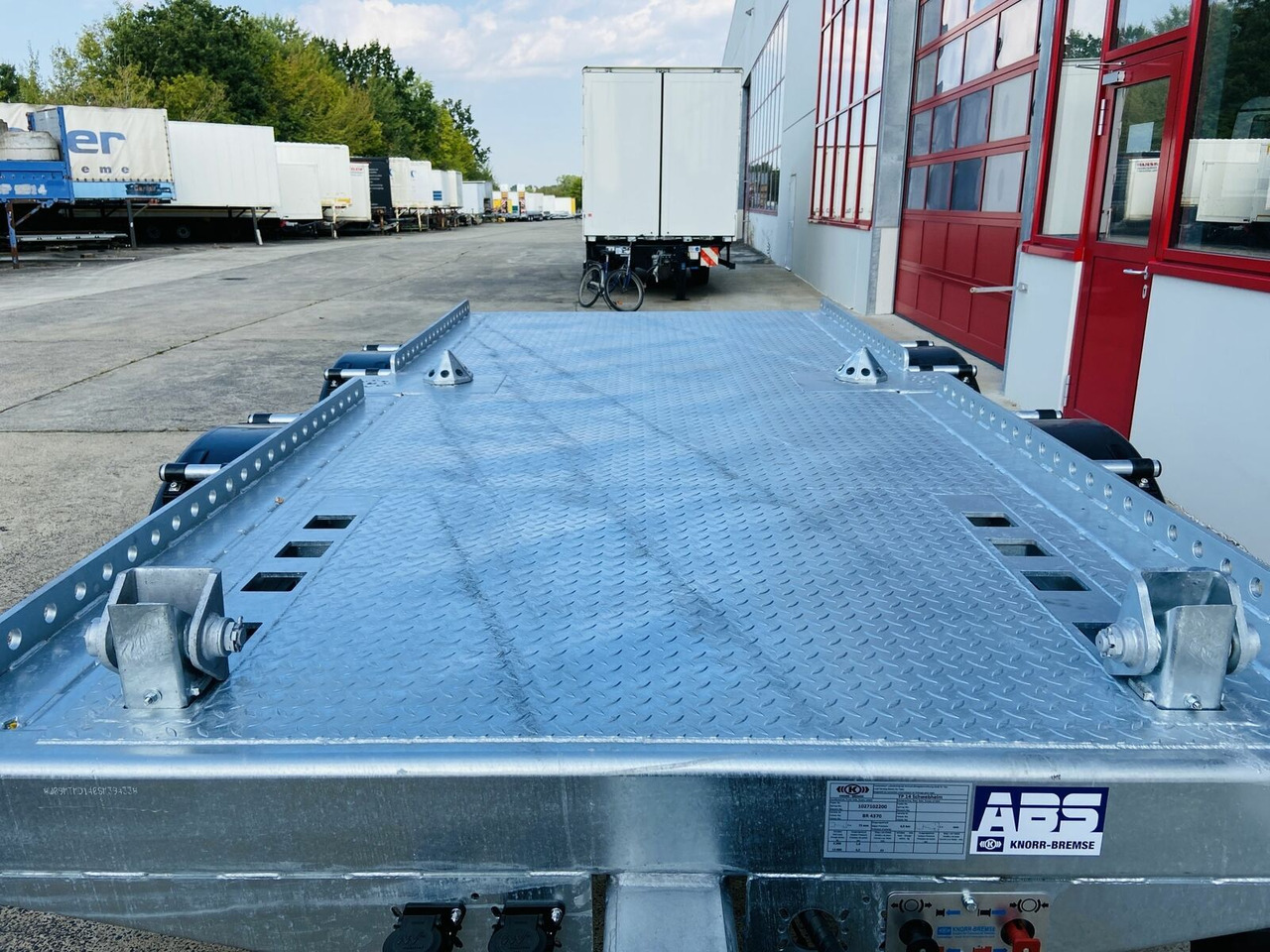 Möslein 14 t Tandem- Absetzmuldenanhänger,geschlossenen - Abrol/ Autopodizač prikolica: slika 4 Möslein 14 t Tandem- Absetzmuldenanhänger,geschlossenen - Abrol/ Autopodizač prikolica: slika 4