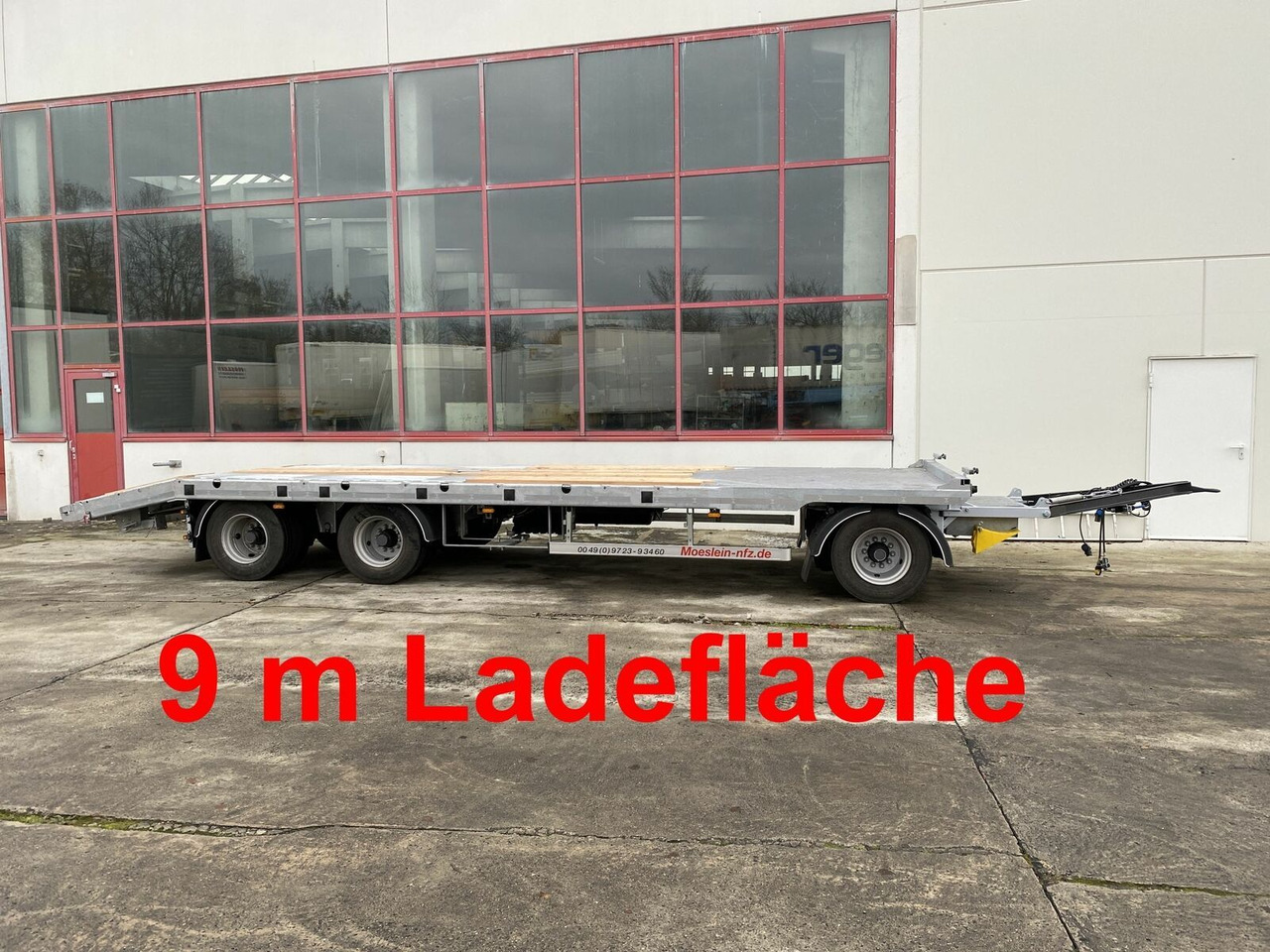 Möslein 3 Achs Tieflader gerader Ladefläche 9 m, Neufah - Niska prikolica za prevoz: slika 1 Möslein 3 Achs Tieflader gerader Ladefläche 9 m, Neufah - Niska prikolica za prevoz: slika 1