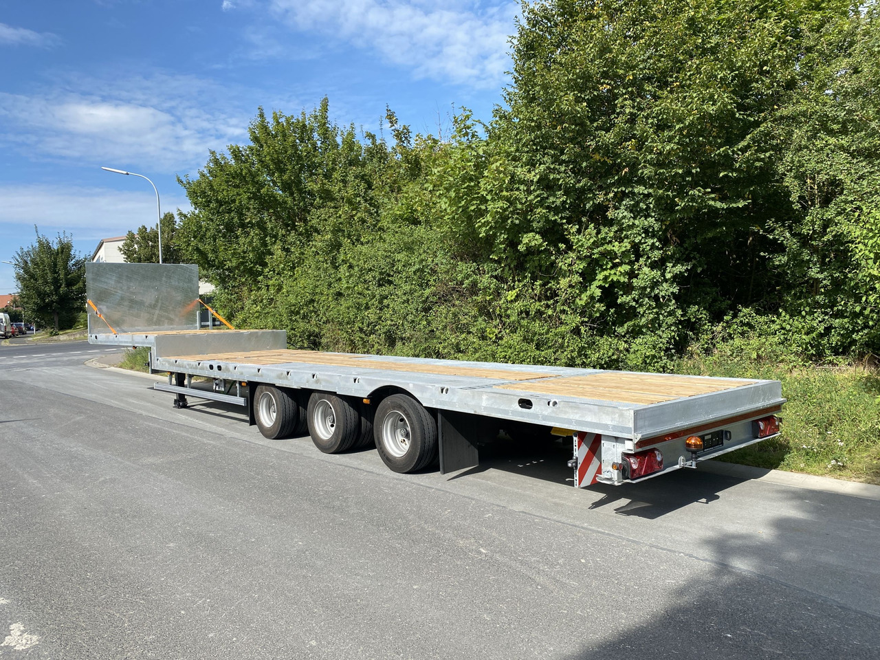 Möslein ST 3-Plato 9,4 3 Achs Satteltieflader Plato 45 t GGfür Fertigteile, Baumaschinen oder Container - Niska poluprikolica za prevoz: slika 2 Möslein ST 3-Plato 9,4 3 Achs Satteltieflader Plato 45 t GGfür Fertigteile, Baumaschinen oder Container - Niska poluprikolica za prevoz: slika 2