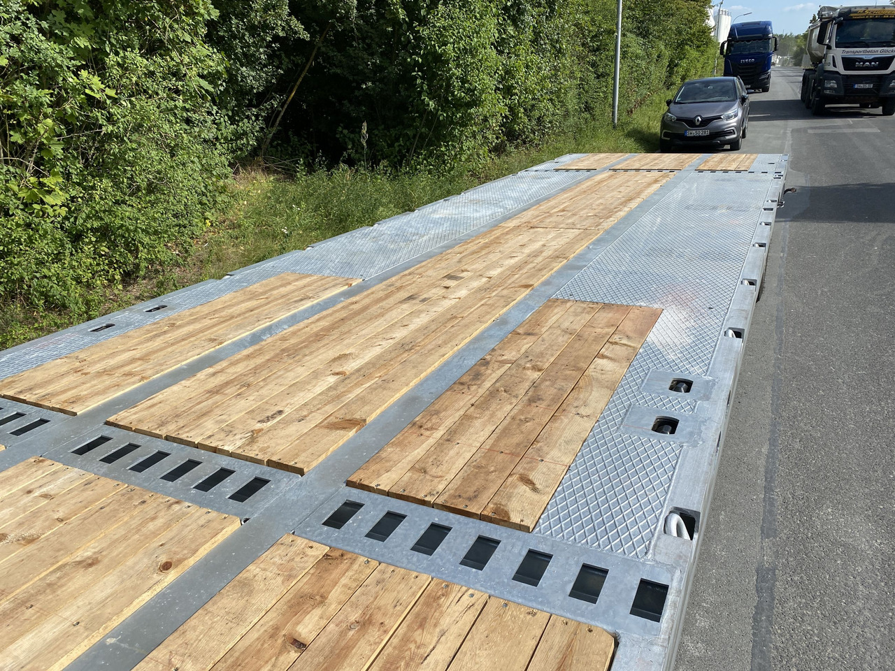 Möslein ST 3-Plato 9,4 3 Achs Satteltieflader Plato 45 t GGfür Fertigteile, Baumaschinen oder Container - Niska poluprikolica za prevoz: slika 4 Möslein ST 3-Plato 9,4 3 Achs Satteltieflader Plato 45 t GGfür Fertigteile, Baumaschinen oder Container - Niska poluprikolica za prevoz: slika 4
