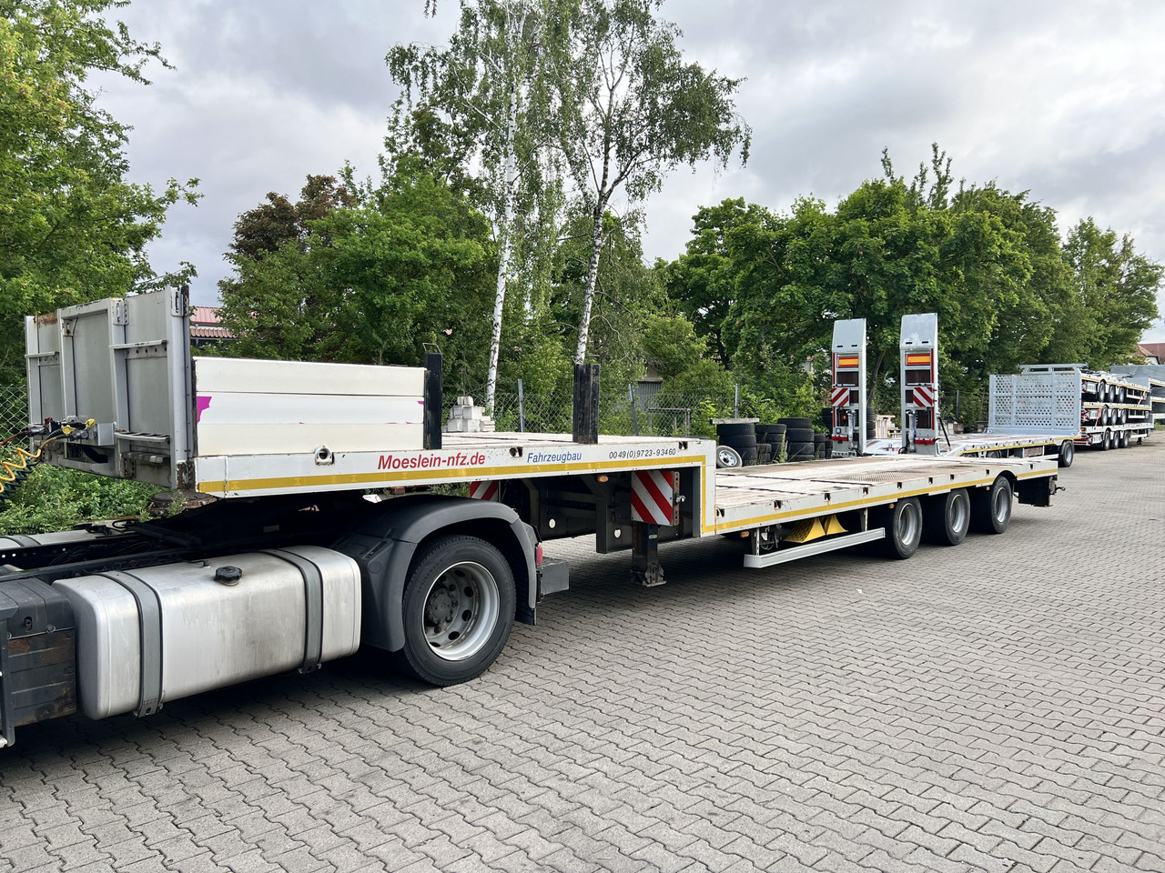 Möslein STO 3 Schwebheim 3 Achs Satteltieflader - Niska poluprikolica za prevoz: slika 3 Möslein STO 3 Schwebheim 3 Achs Satteltieflader - Niska poluprikolica za prevoz: slika 3