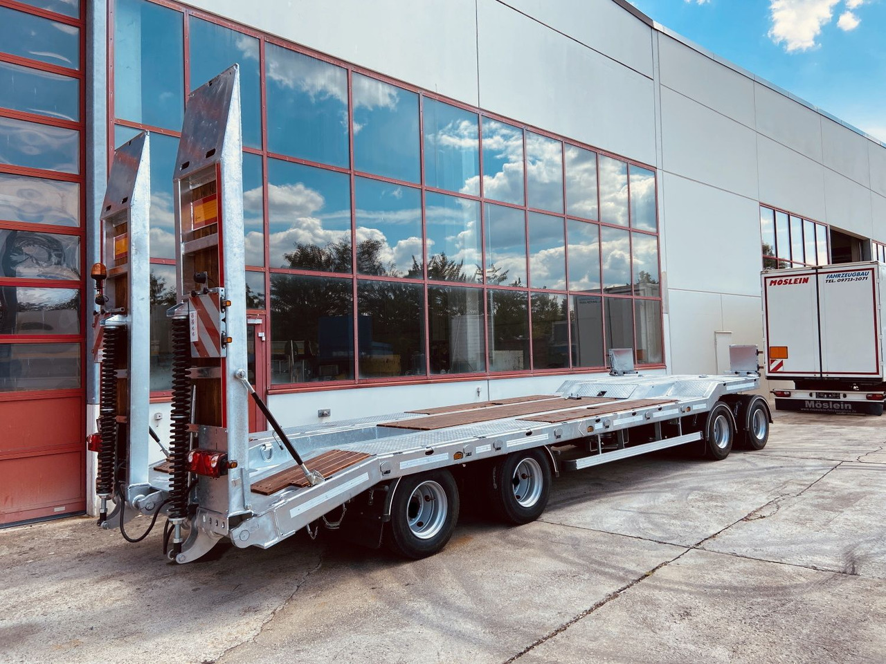 Möslein T 4 VB F 4 Achs Tieflader- Anhänger, Neufahrzeug - Niska prikolica za prevoz: slika 3 Möslein T 4 VB F 4 Achs Tieflader- Anhänger, Neufahrzeug - Niska prikolica za prevoz: slika 3