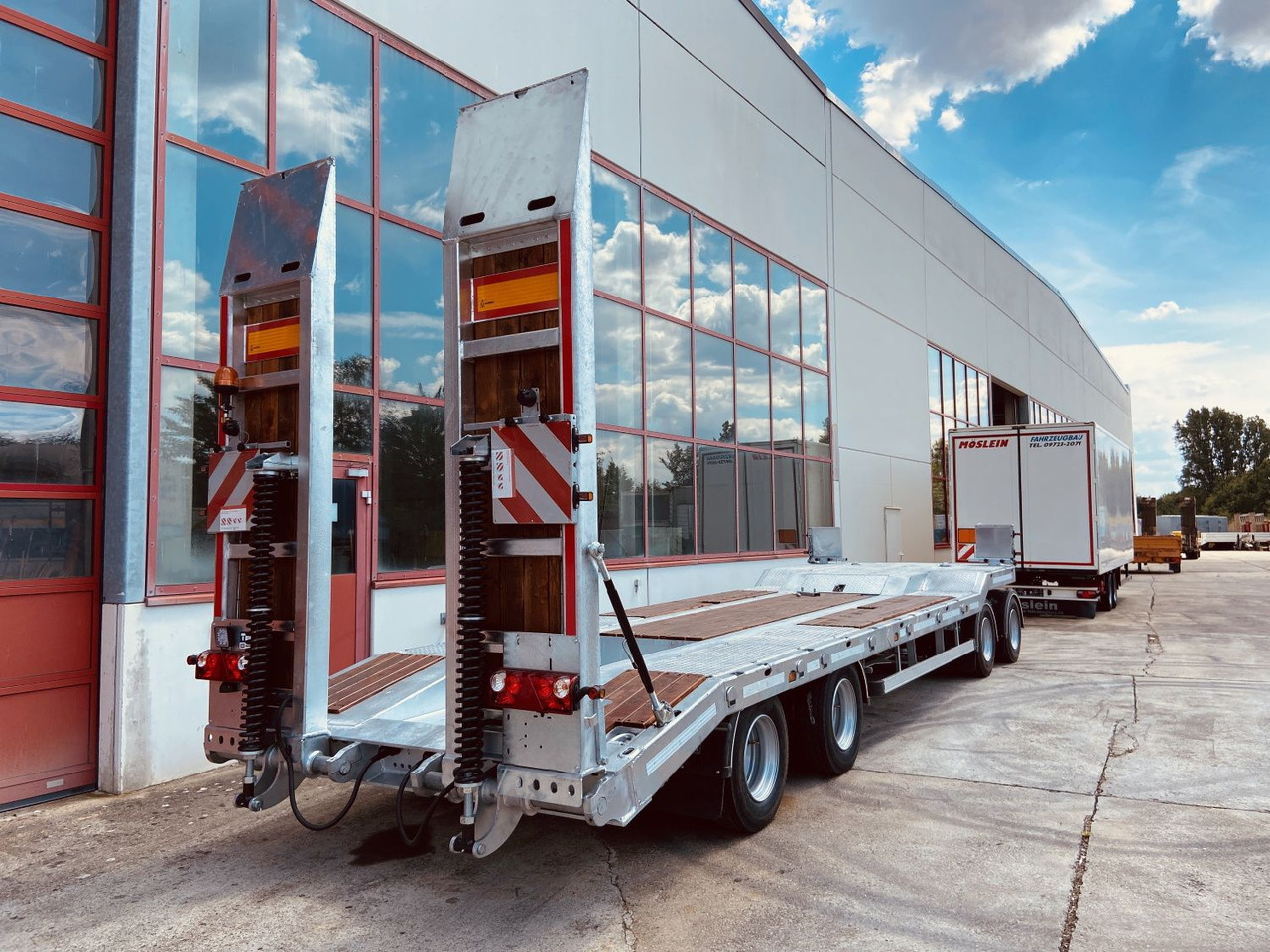 Möslein T 4 VB F 4 Achs Tieflader- Anhänger, Neufahrzeug - Niska prikolica za prevoz: slika 5 Möslein T 4 VB F 4 Achs Tieflader- Anhänger, Neufahrzeug - Niska prikolica za prevoz: slika 5