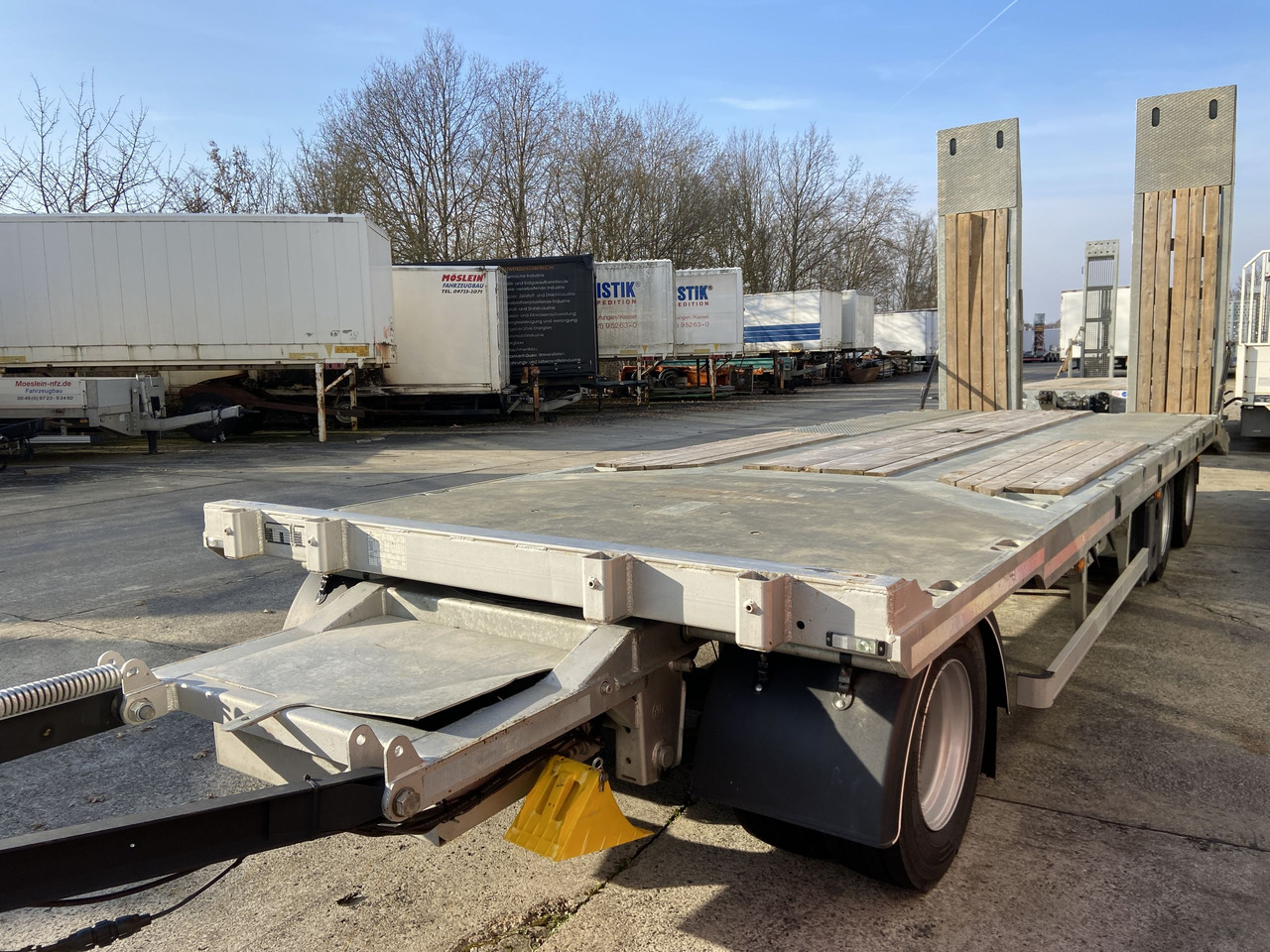 Möslein TO 3 F Schwebheim Neuwertig 3 Achs Tieflader 8,10 m Ladefläche - Niska prikolica za prevoz: slika 1 Möslein TO 3 F Schwebheim Neuwertig 3 Achs Tieflader 8,10 m Ladefläche - Niska prikolica za prevoz: slika 1
