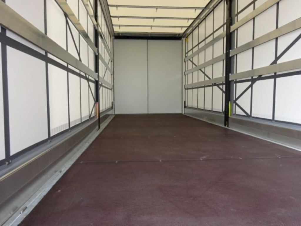 Möslein TPW 105 D Schwebheim Tandem- Planenanhänger Durchladen - Prikolica sa ceradom: slika 4 Möslein TPW 105 D Schwebheim Tandem- Planenanhänger Durchladen - Prikolica sa ceradom: slika 4