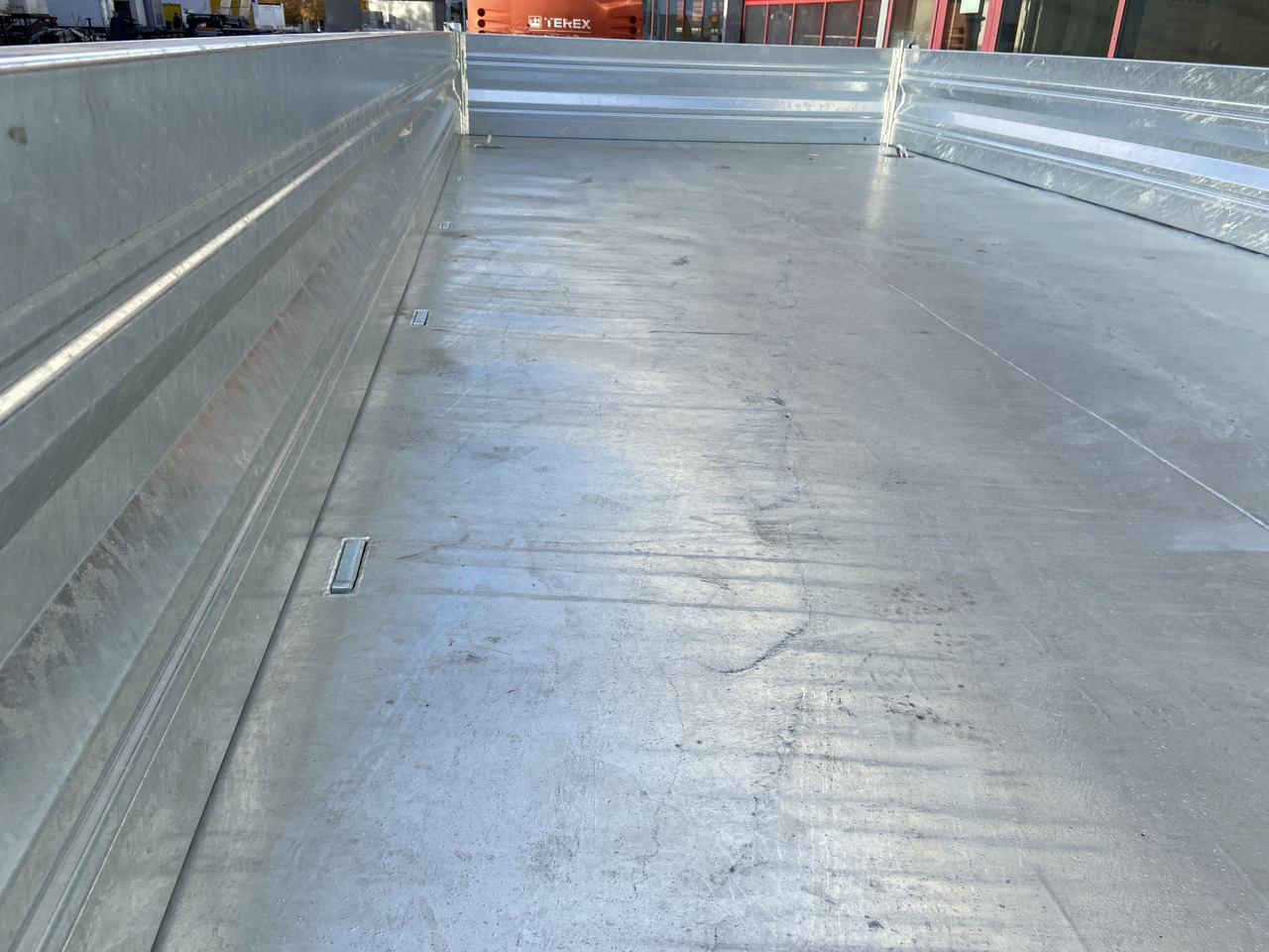 Möslein TTD 11 Breite Reifen Kipper Tieflader, Breite Reifen-- Neufahrzeug -- - Prikolica istovarivača: slika 2 Möslein TTD 11 Breite Reifen Kipper Tieflader, Breite Reifen-- Neufahrzeug -- - Prikolica istovarivača: slika 2