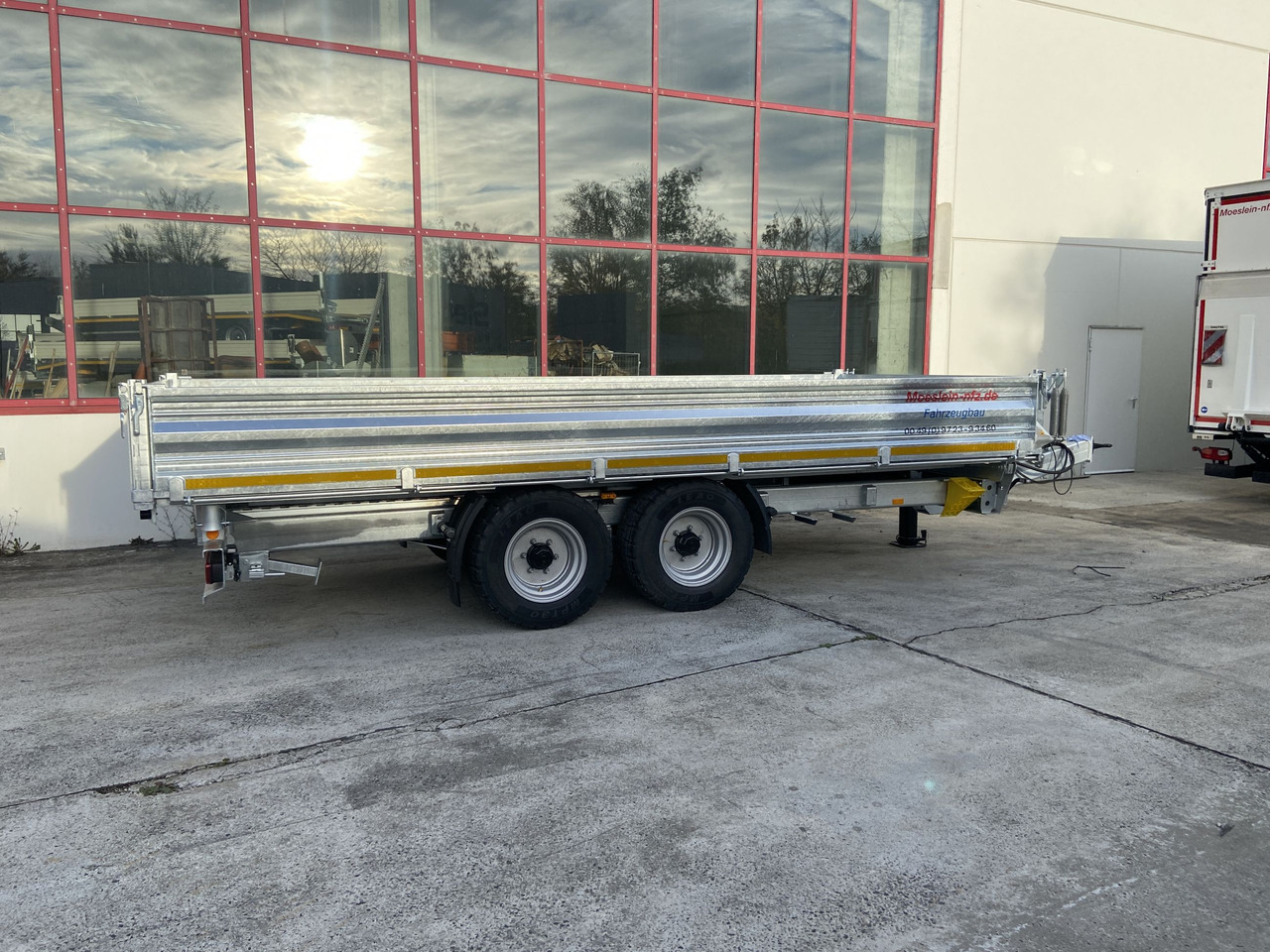 Novu Prikolica istovarivača Möslein TTD 11 Breite Reifen  Kipper Tieflader, Breite Reifen-- Neufahrzeug --: slika 9