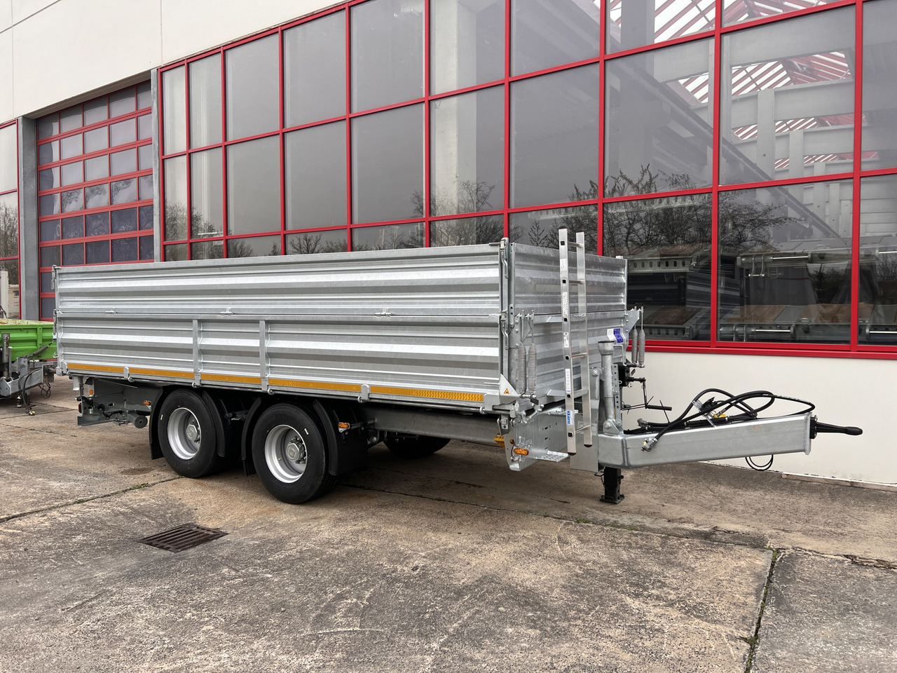 Möslein TTD 19 AB 19 t Tandem 3 Seiten Kipper TiefladerAufsatzbordwänden-- Neufahrzeug -- - Prikolica istovarivača: slika 4 Möslein TTD 19 AB 19 t Tandem 3 Seiten Kipper TiefladerAufsatzbordwänden-- Neufahrzeug -- - Prikolica istovarivača: slika 4